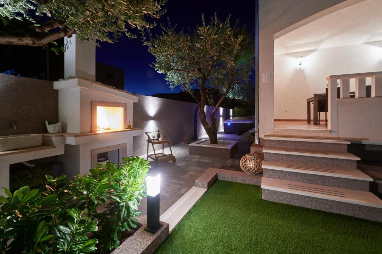 Villa Demonta Trogir Eksteriør billede